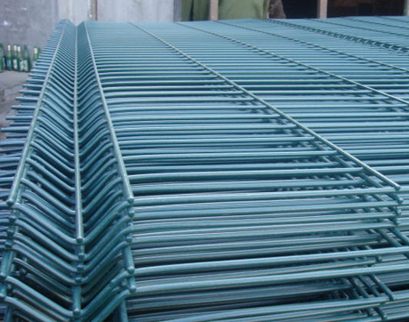 三角折弯护栏网